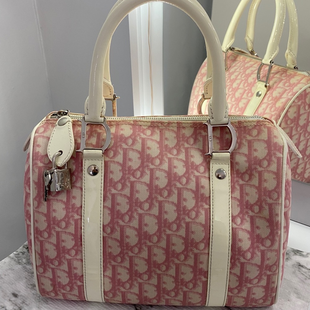 VINTAGE Dior Baby Pink Trotter Bag 💗
